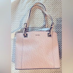 Calvin Klein pink logo bag. NEW WITH TAGS.